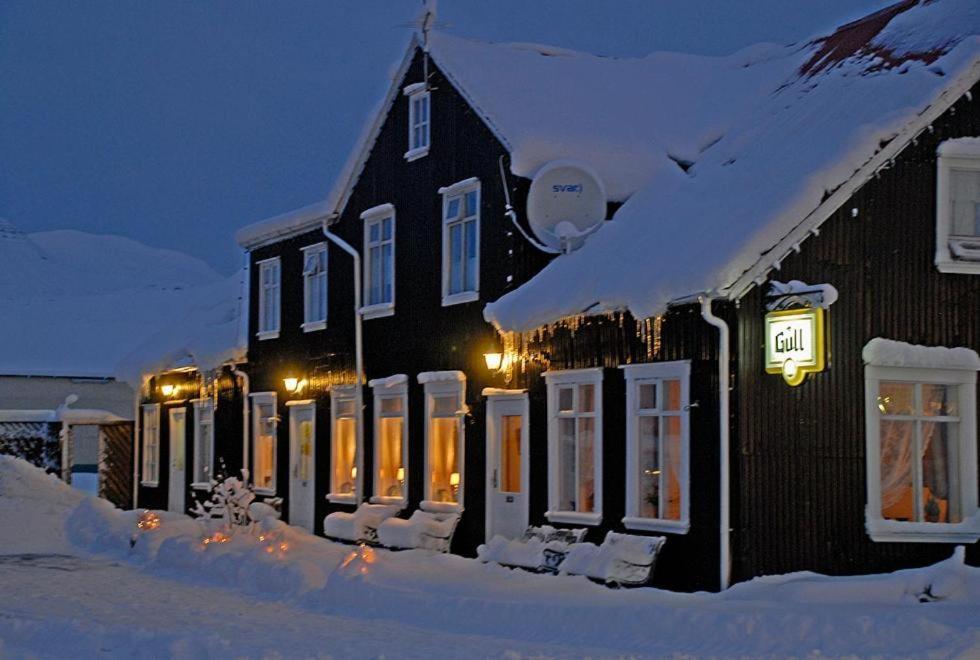 Taergesen Guesthouse Reydarfjordur 외부 사진